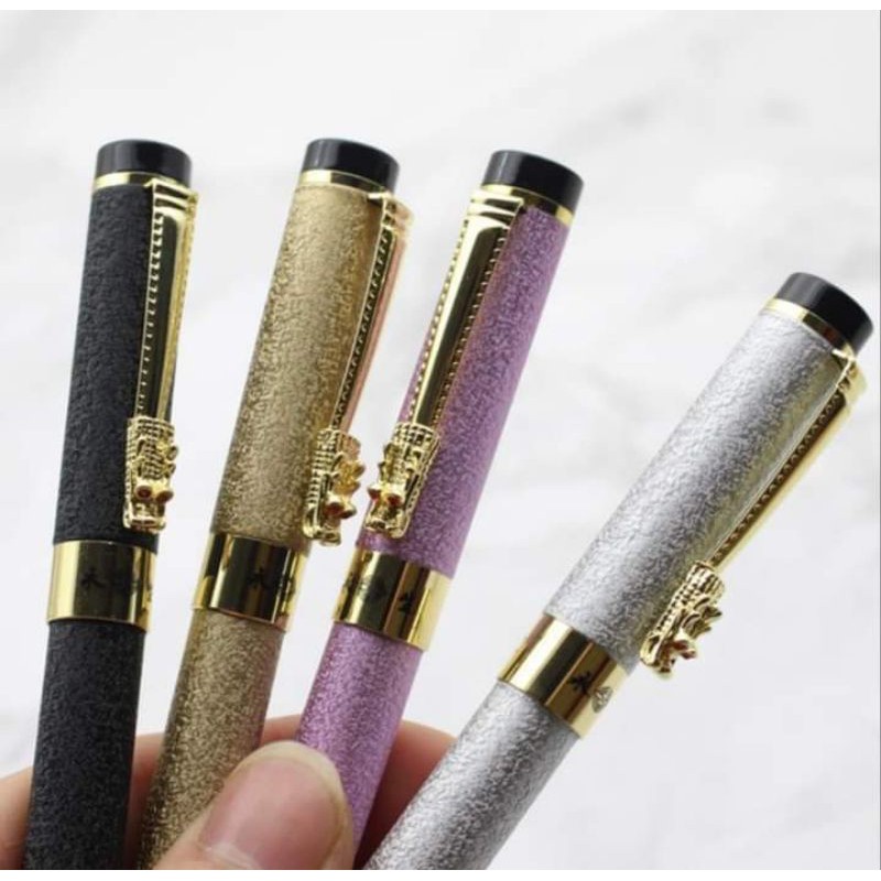 Bút máy ngòi cong